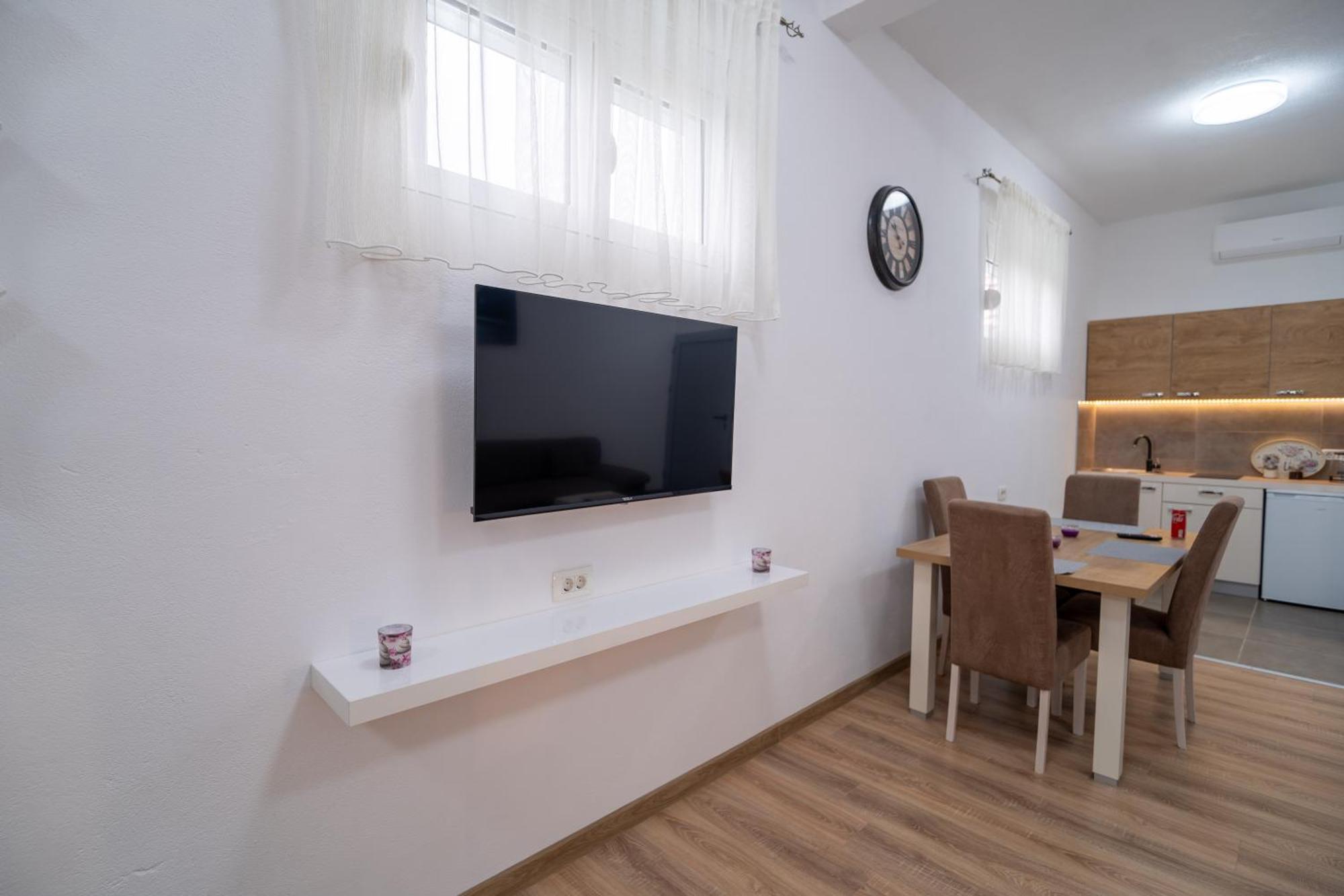 公寓 Dane Airport Podgorica